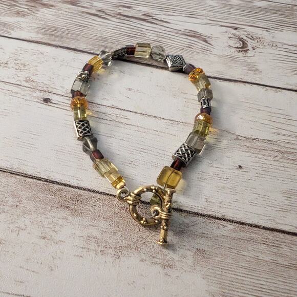 Beaded T Bar Clasp Bracelet - Picture 1 of 3